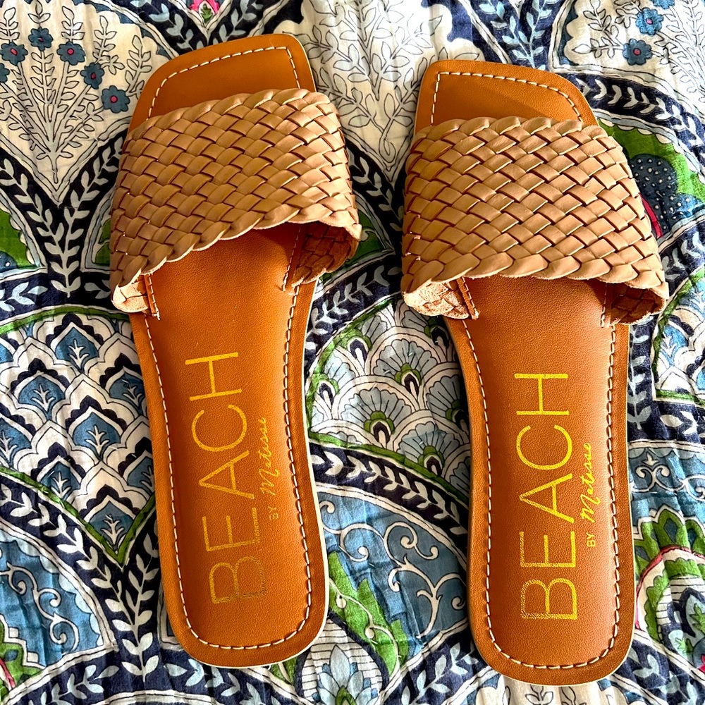 NWOT Matisse sandals